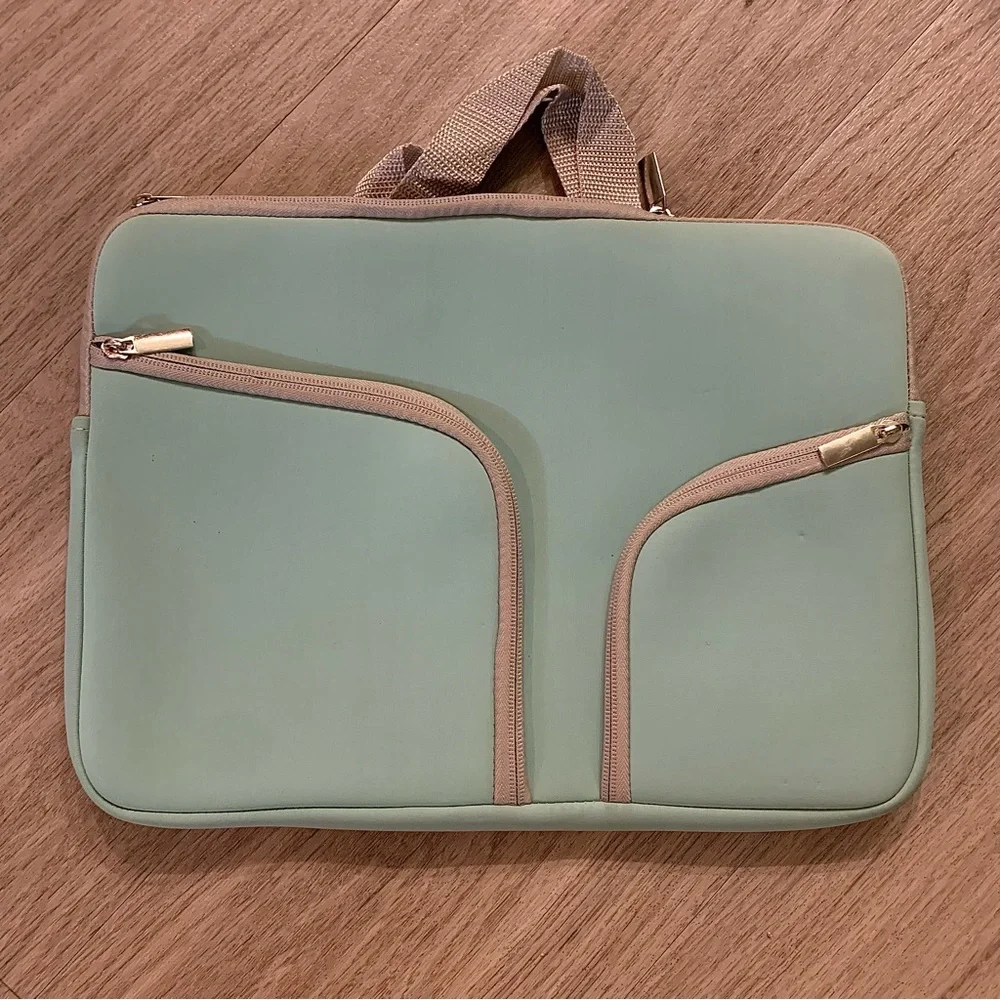 Laptop bag